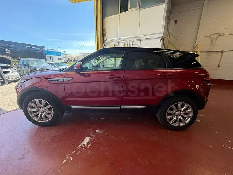 Occasion Land Rover Range Rover evoque Prestige 150 PK (110 kW) 2015 Rood SUV