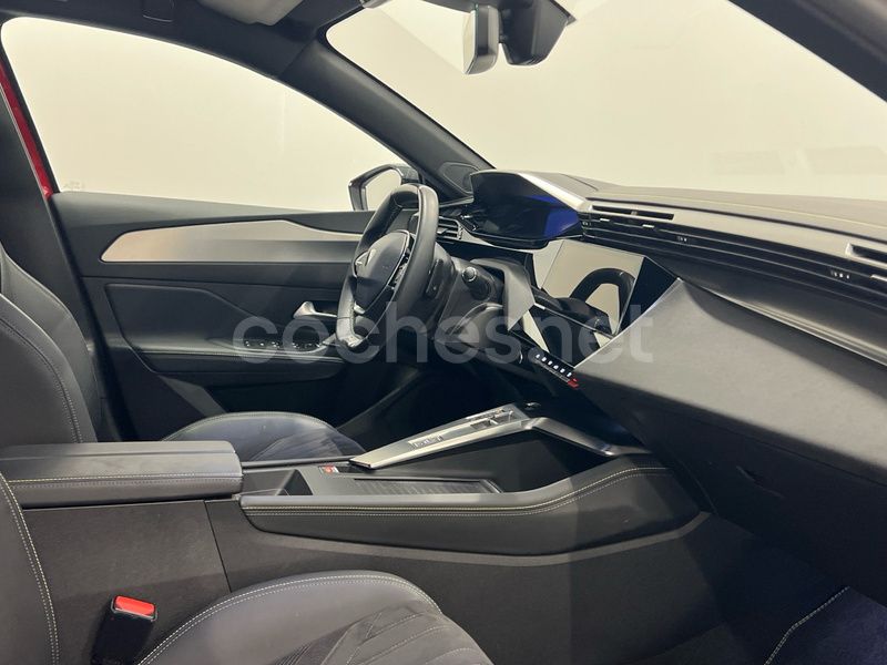 Usado Peugeot 408 GT GT 181 CV (133 kW) 2023 Rojo Berlina