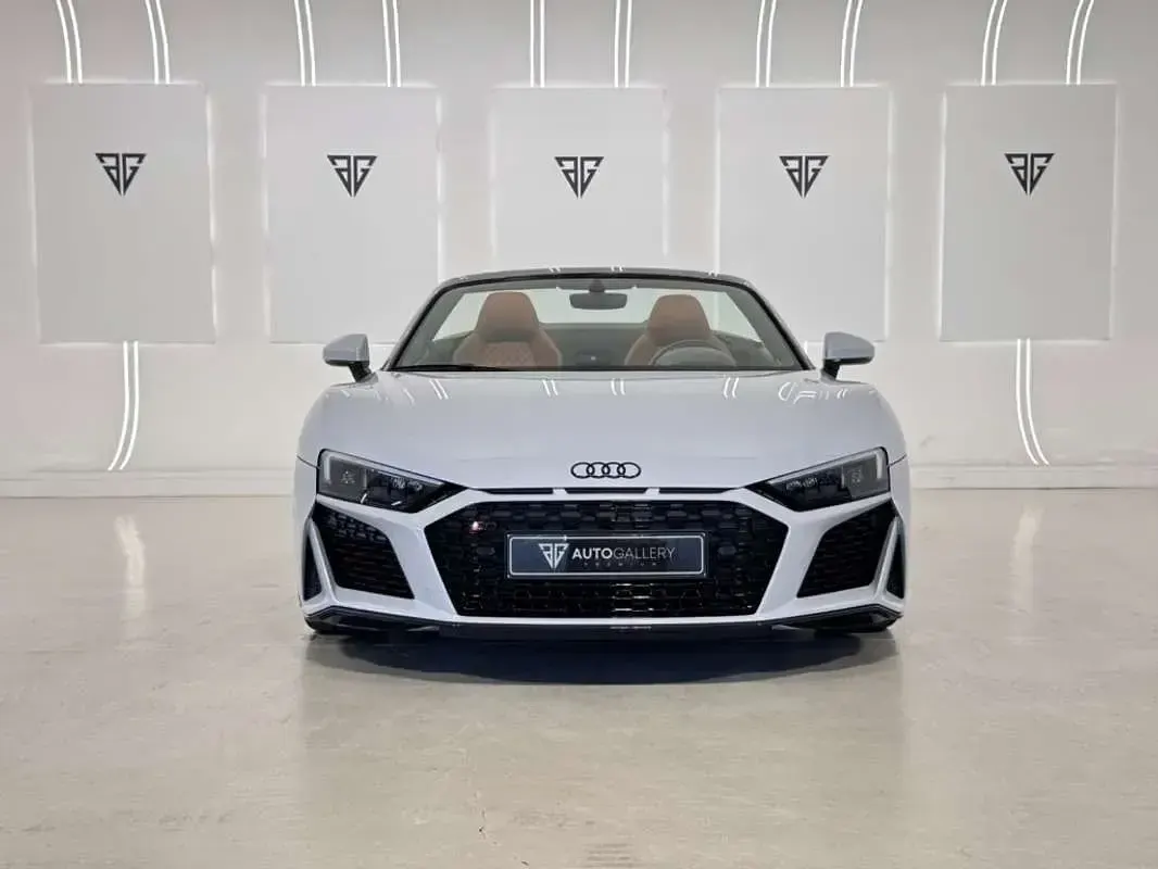 Usado Audi R8 Spyder Premium 540 CV (397 kW) 2021 Gris Descapotable