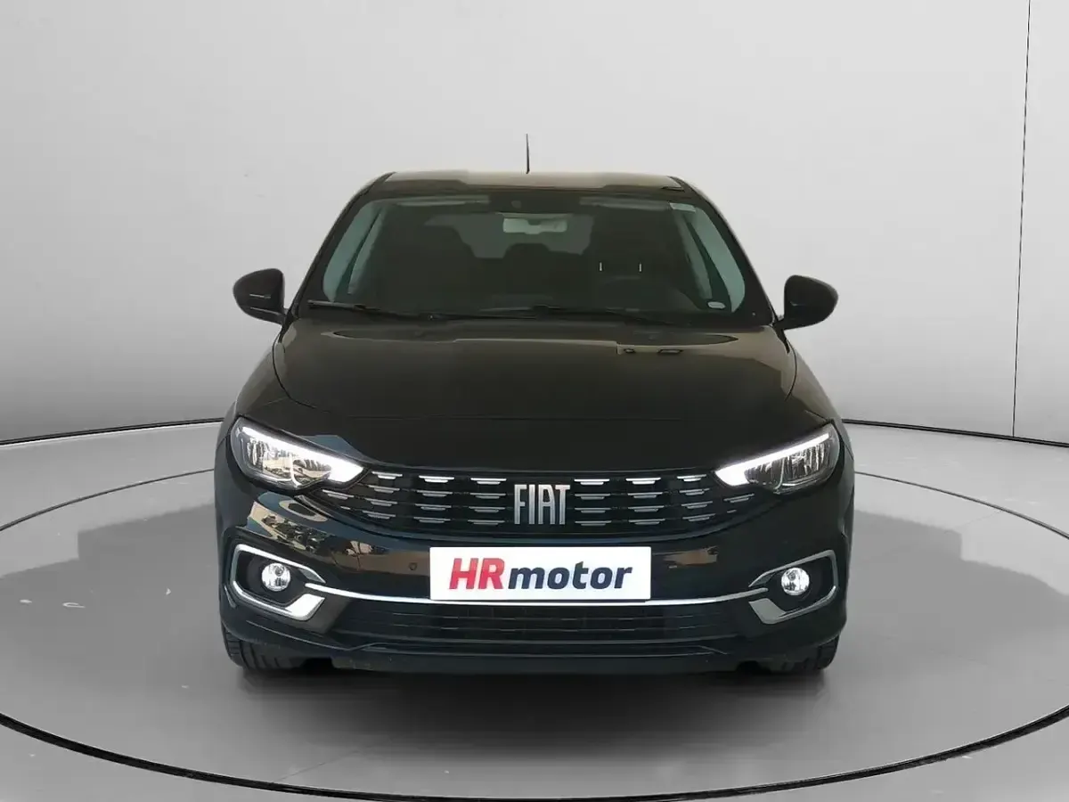 Usado Fiat Tipo Life 101 CV (74 kW) 2021 Negro Familiar