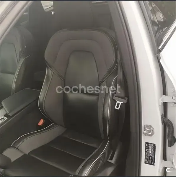 Usado Volvo XC60 R-Design 190 CV (139 kW) 2019 Blanco SUV