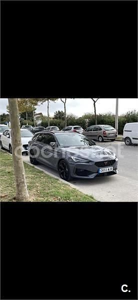 Usado Cupra Leon 150 CV (110 kW) 2023 Gris / plata Familiar