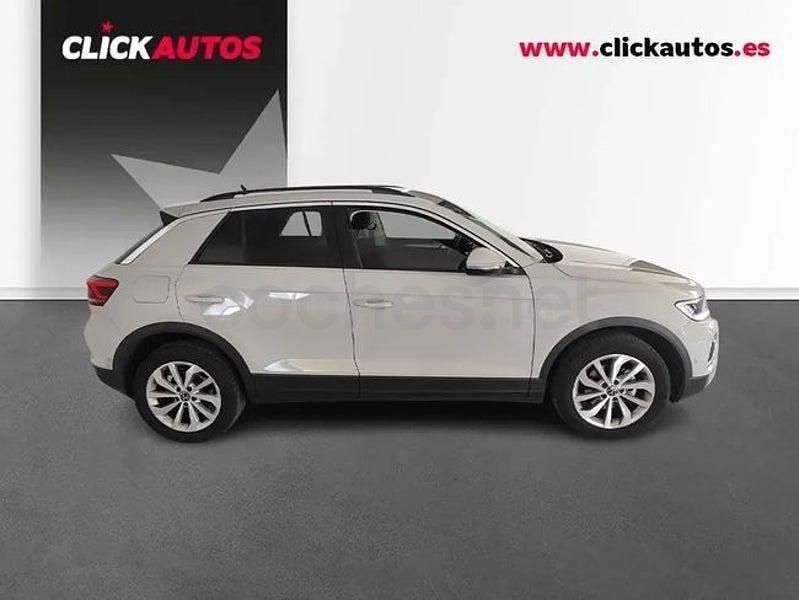 Usado VW T-Roc 115 CV (84 kW) 2025 Gris / plata SUV