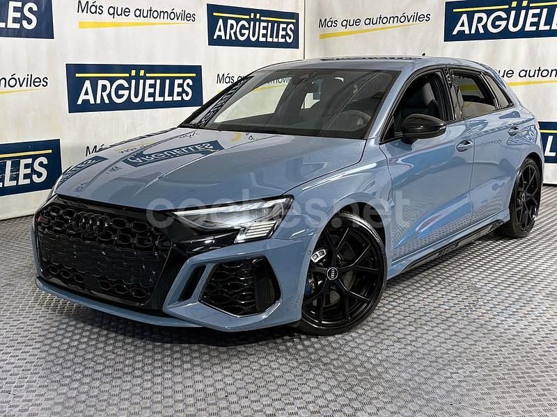 Gris / plata Usado 2022 Audi RS3 Sportback Utilitario | 59.890 € (Precio justo) - Imagen 1/4