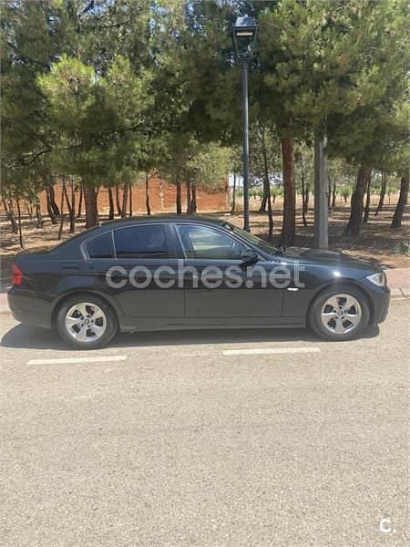 Usado BMW 318 122 CV (89 kW) 2008 Negro Berlina