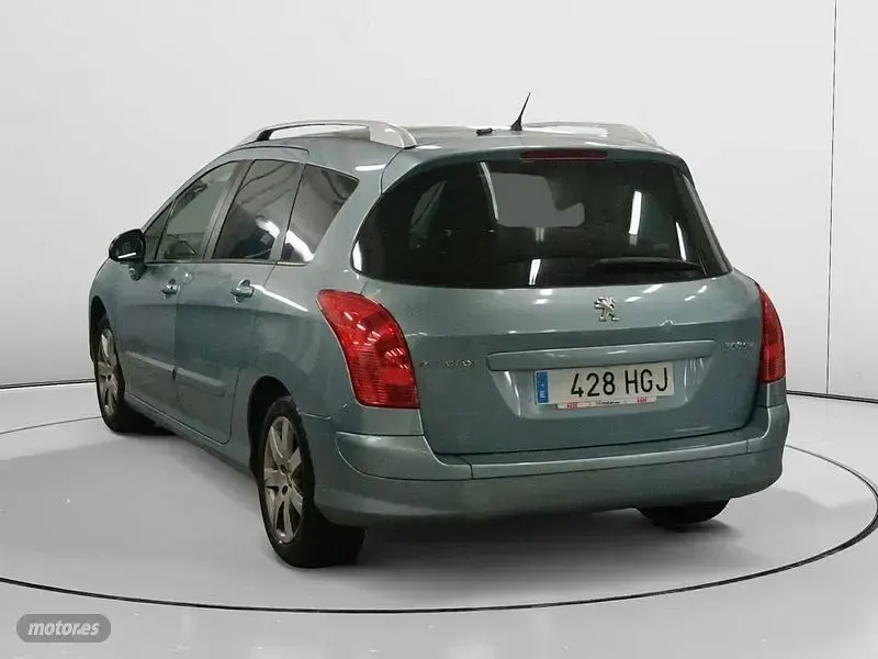 Usado Peugeot 308 SW Active 120 CV (88 kW) 2011 Azul Familiar
