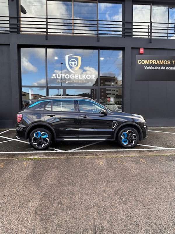 Usado Lynk & Co 01 261 CV (191 kW) 2022 Negro SUV
