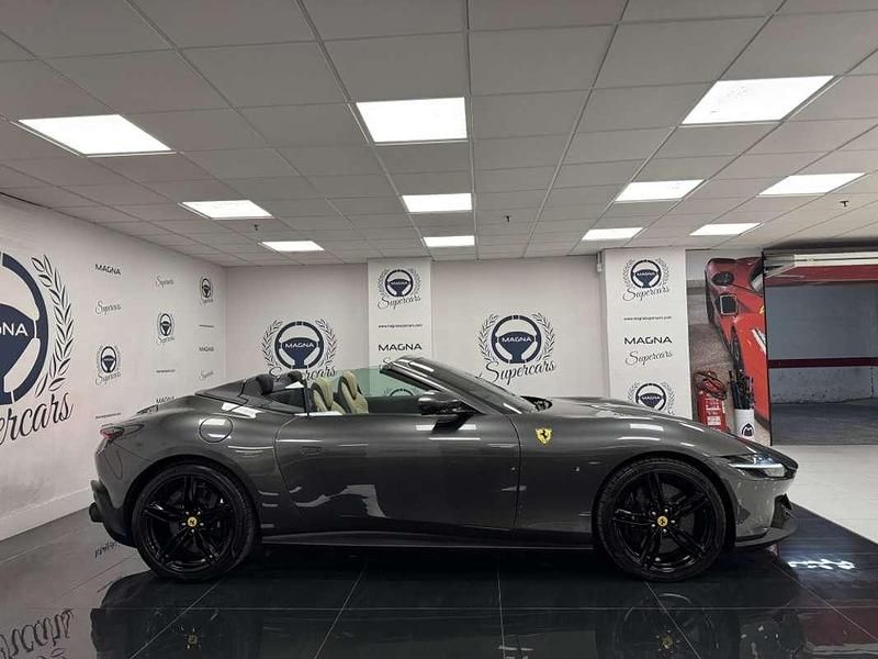 Usado Ferrari Roma 620 CV (456 kW) 2025 Gris Coupe