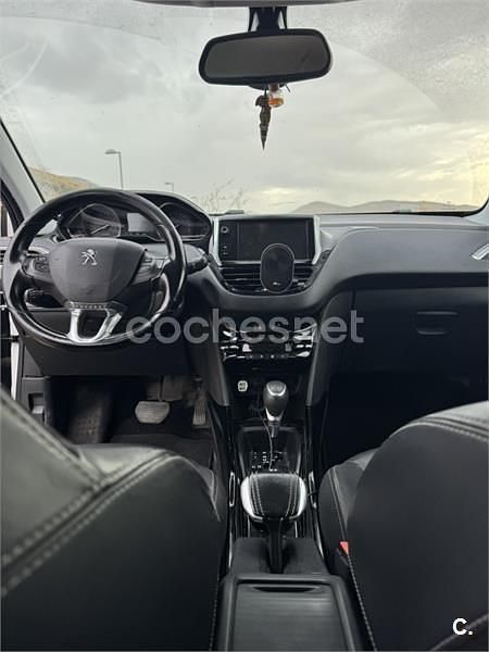 Blanco Usado 2016 Peugeot 2008 Allure SUV | 7500 € (Buen precio) - Imagen 1/4