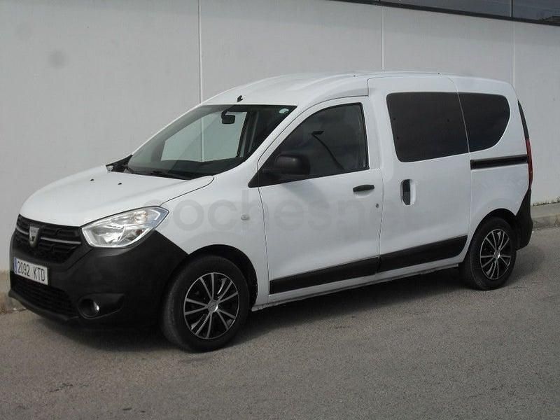 Usado Dacia Dokker 102 CV (75 kW) 2019 Blanco Monovolumen