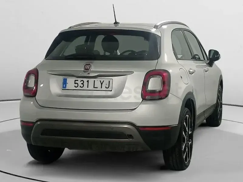 Usado Fiat 500X Cross 150 CV (110 kW) 2022 Gris / plata SUV