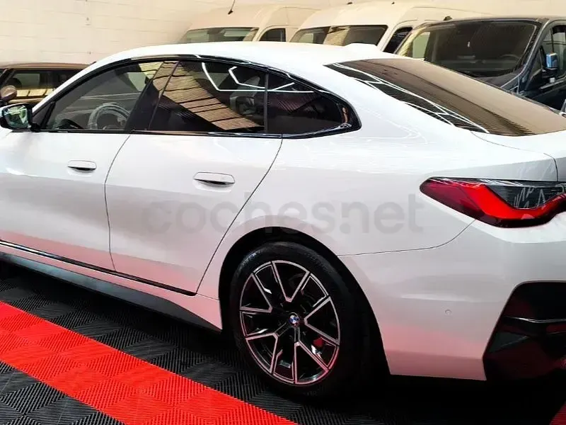 Usado BMW 420 Gran Coupé Shadowline 184 CV (135 kW) 2022 Blanco Coupe