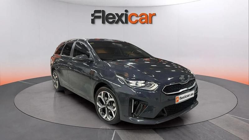 Usado Kia Ceed 141 CV (103 kW) 2020 Gris Utilitario