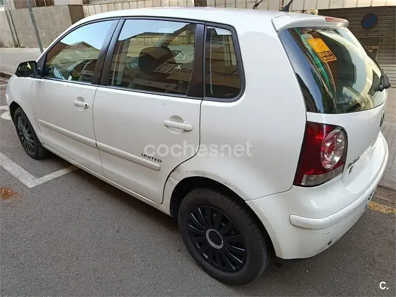 Usado VW Polo United 60 CV (44 kW) 2009 Blanco Utilitario