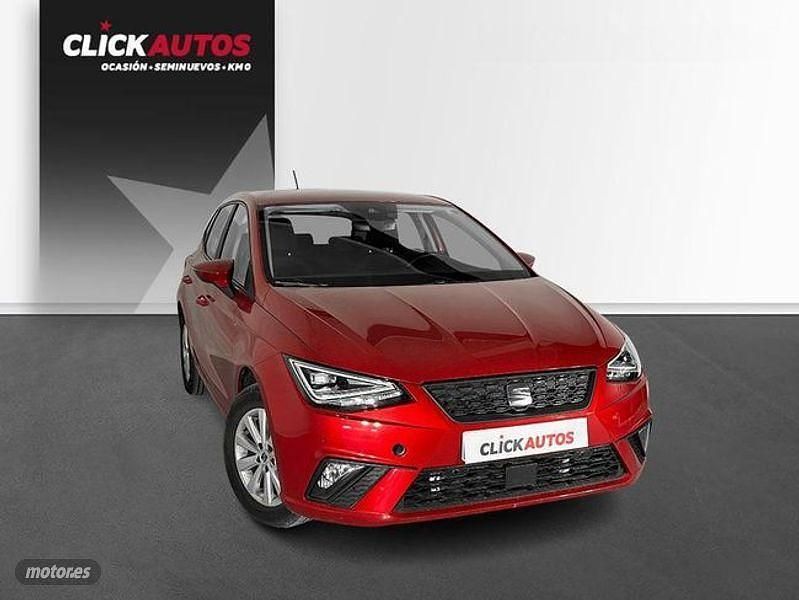 Usado Seat Ibiza Style 110 CV (80 kW) 2023 Rojo Berlina