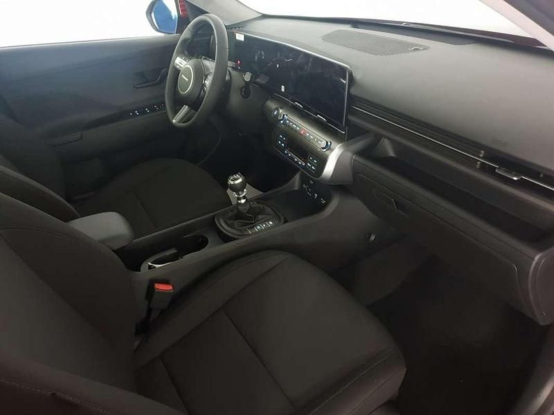 Nuevo Hyundai Kona 120 CV (88 kW) 2025 Burdeos SUV