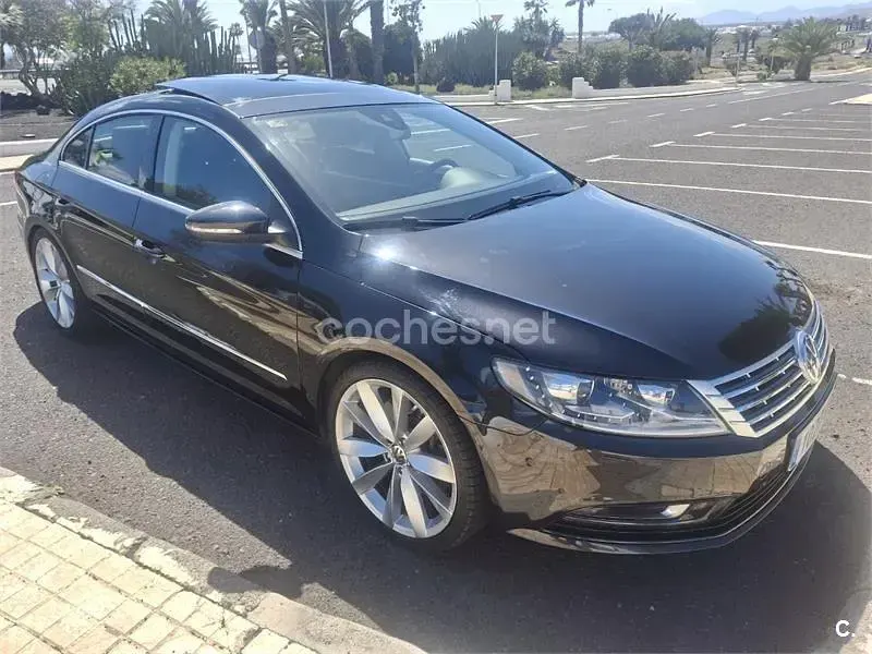 Usado VW CC R-line 210 CV (154 kW) 2014 Negro Berlina