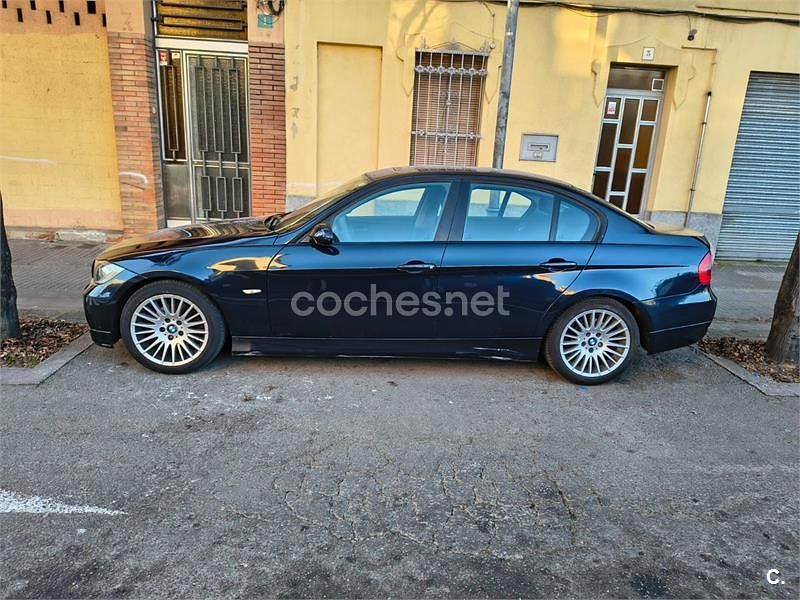 Usado BMW 320 163 CV (119 kW) 2007 Azul Berlina