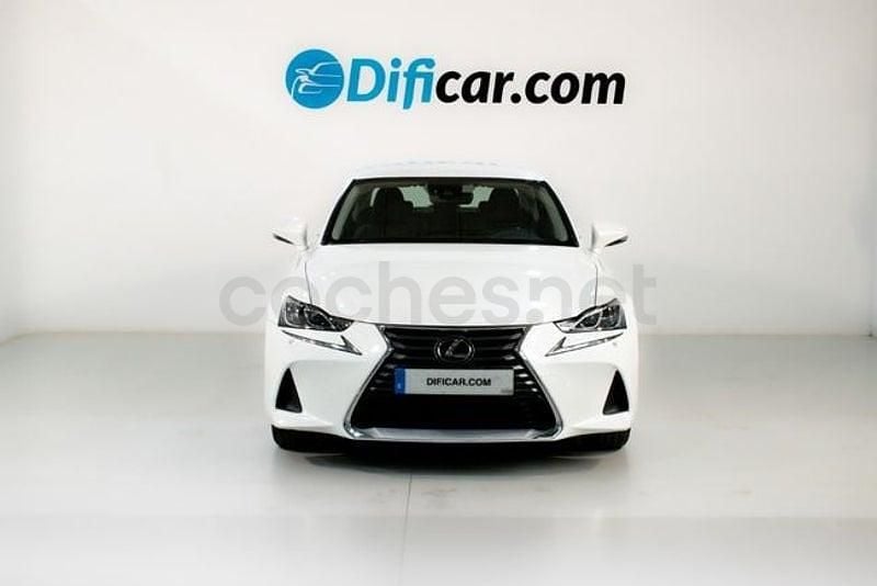 Usado Lexus IS300h Executive Line 223 CV (164 kW) 2020 Blanco Berlina