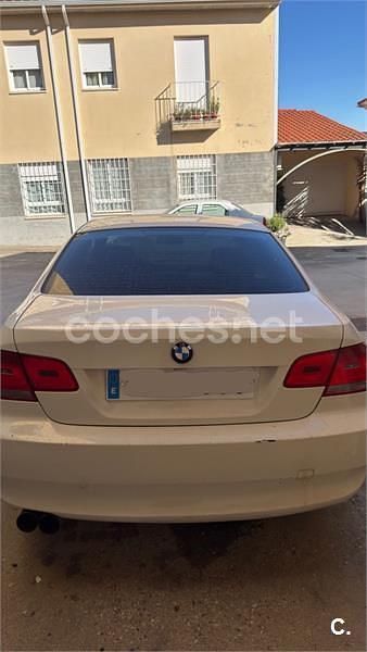 Usado BMW 320 Sport Line 170 HP (125 kW) 2008 Branco Coupé