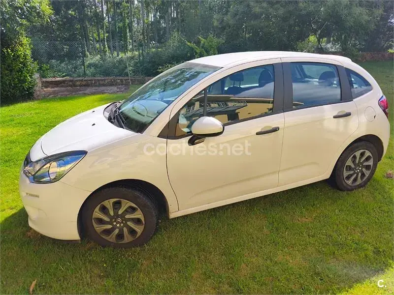 Usado Citroën C3 Attraction 68 CV (50 kW) 2014 Blanco Berlina