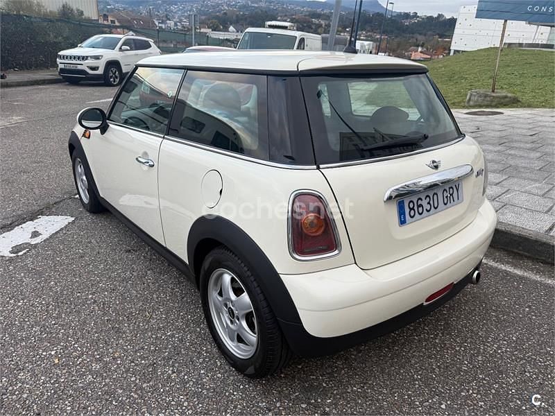 Usado Mini One D 90 CV (66 kW) 2009 Beige Utilitario