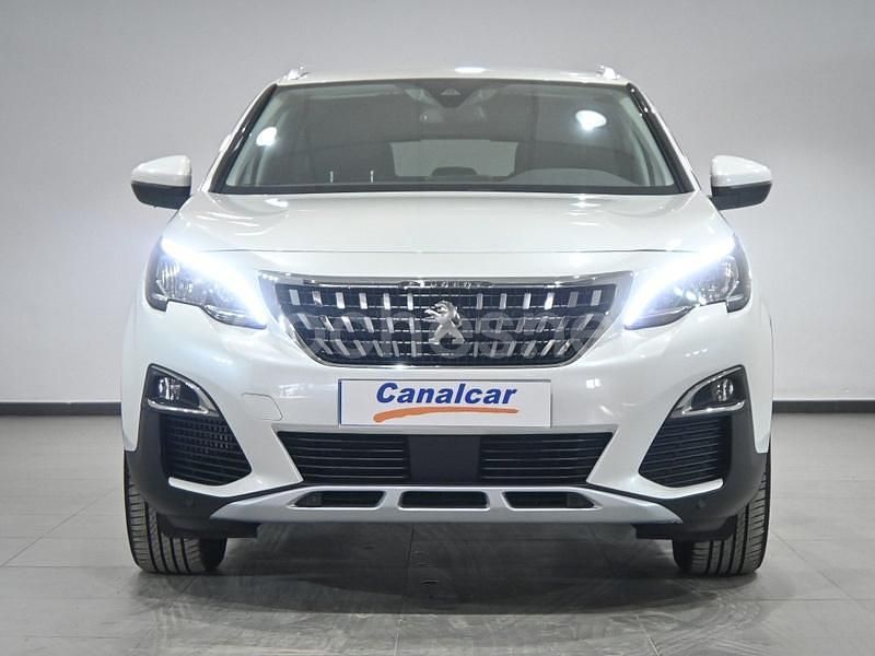 Usado Peugeot 3008 Allure 131 CV (96 kW) 2020 Blanco SUV