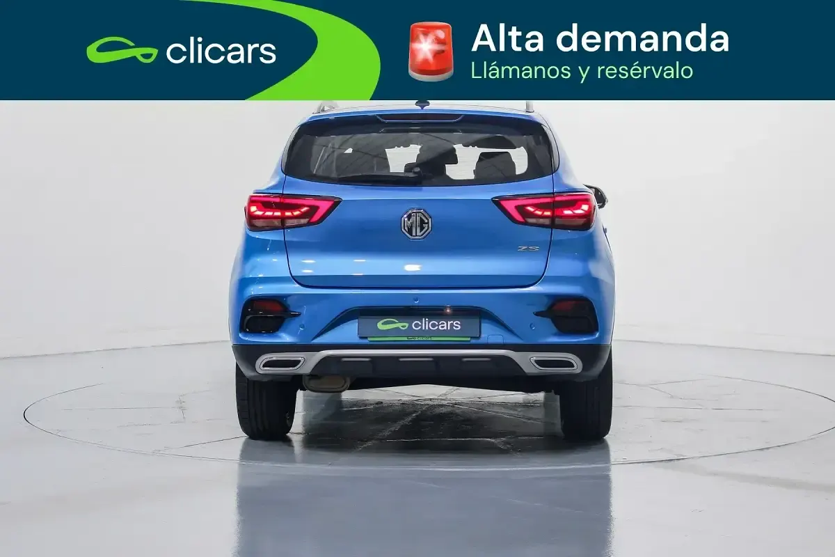 Usado MG ZS Luxury 106 CV (77 kW) 2023 Azul SUV