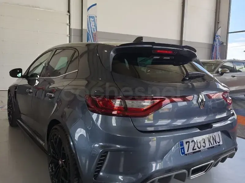Usado Renault Mégane R.S. 280 CV (205 kW) 2019 Gris / plata Berlina