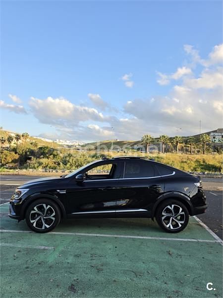 Usado Renault Arkana Techno 140 CV (102 kW) 2024 Negro SUV