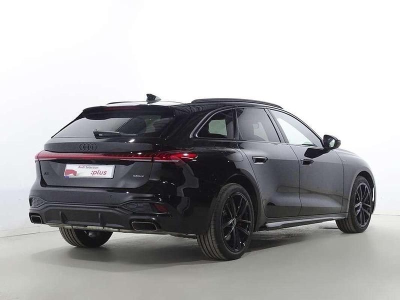 Usado Audi A5 Ambiente 299 CV (219 kW) 2025 Negro Familiar