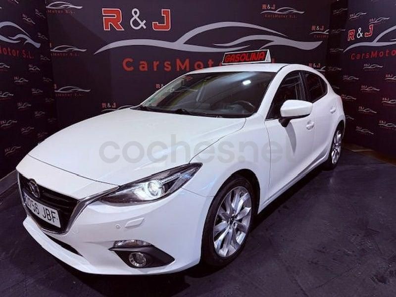 Usado Mazda 3 Luxury 120 CV (88 kW) 2015 Blanco Berlina