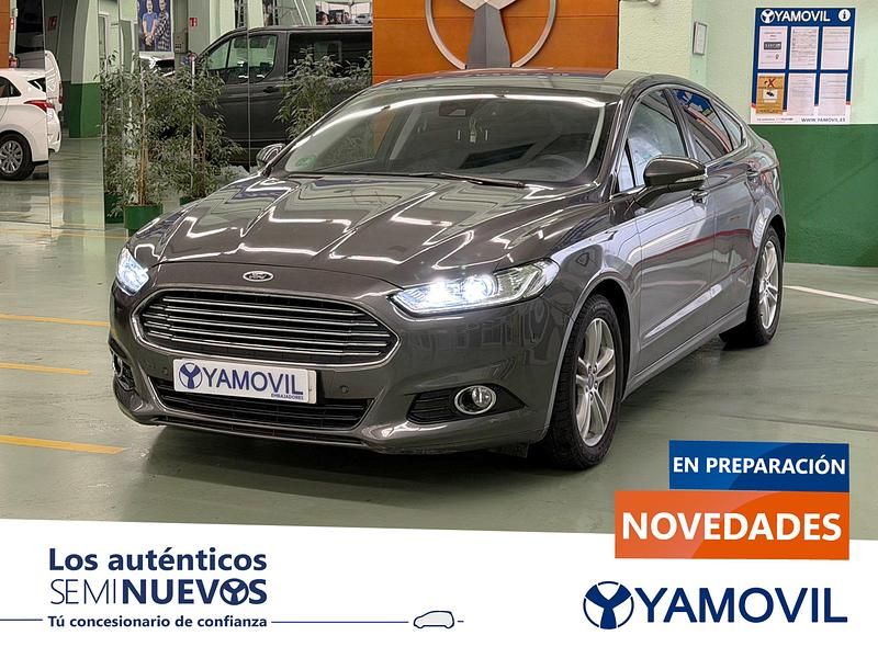 Usado Ford Mondeo Vignale 150 CV (110 kW) 2017 Negro