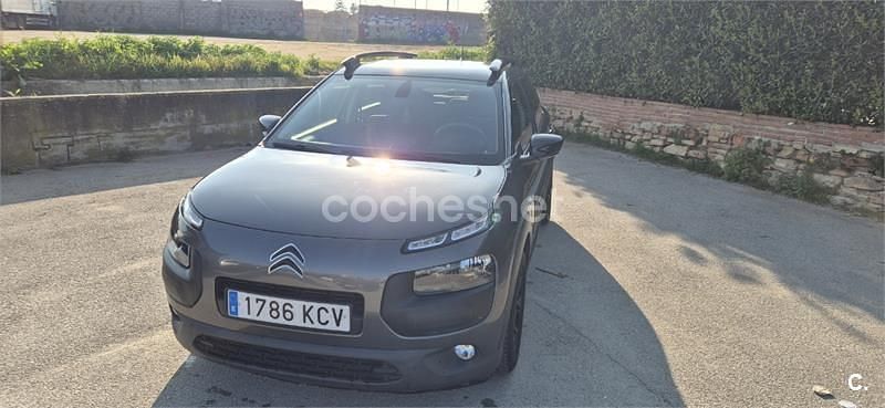 Usado Citroën C4 Feel 82 CV (60 kW) 2017 Gris / plata Berlina