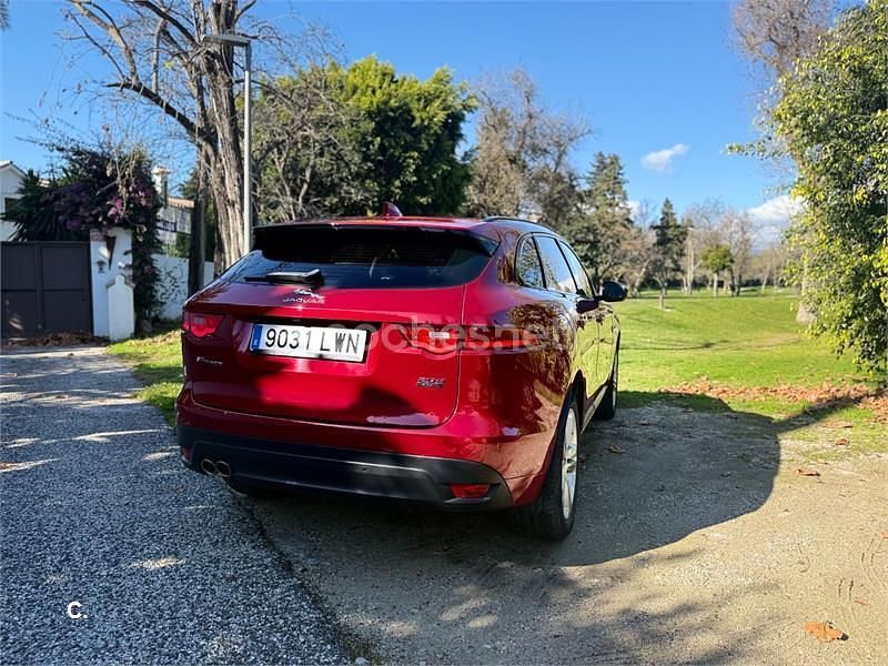 Usado Jaguar F-Pace R-Sport 180 CV (132 kW) 2018 Rojo SUV