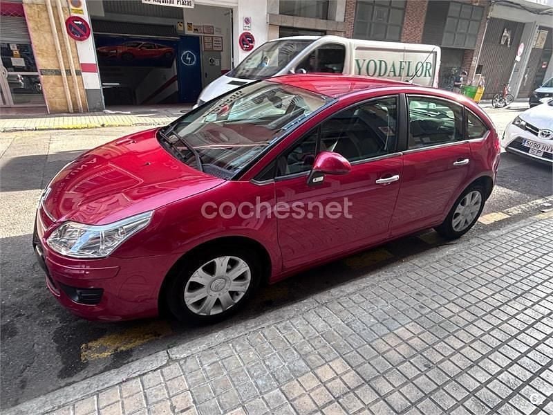 Usado Citroën C4 Exclusive 120 CV (88 kW) 2010 Rojo Berlina
