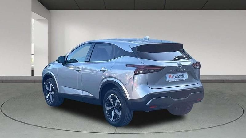Usado Nissan Qashqai N-Connecta 141 CV (103 kW) 2024 Plateado SUV