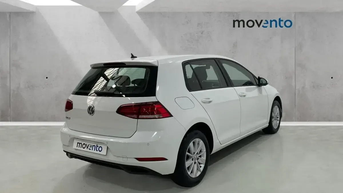 Usado VW Golf VII Edition 115 CV (84 kW) 2020 Blanco Berlina
