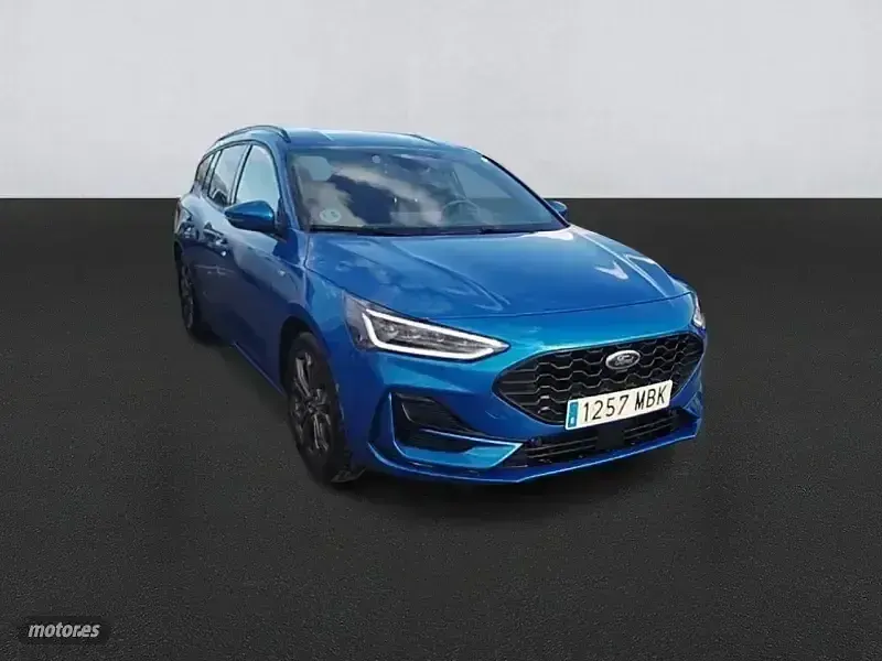 Usado Ford Focus ST-Line X 120 CV (88 kW) 2022 Azul Familiar