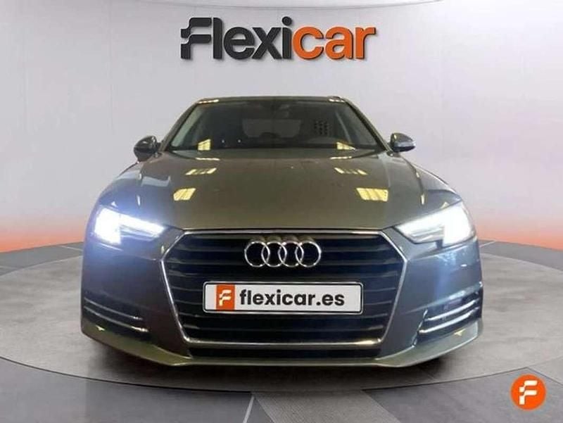 Usado Audi A4 Advanced 150 CV (110 kW) 2017 Gris Berlina