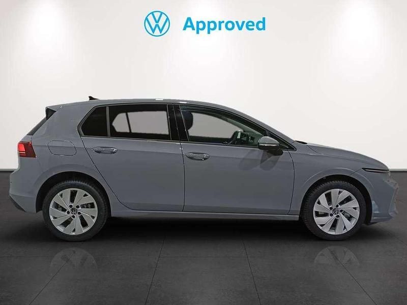 Usado VW Golf VIII Match 204 CV (150 kW) 2025 Gris Berlina
