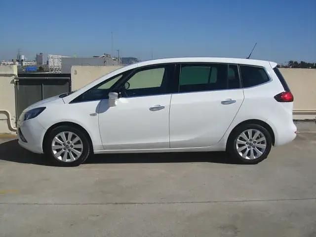 Usado Opel Zafira Excellence 131 HP (96 kW) 2012 Branco Monovolume