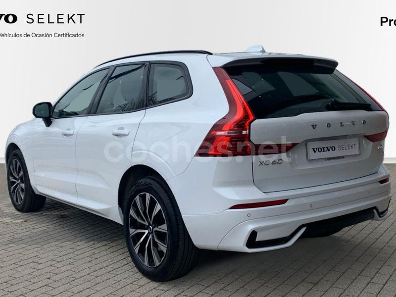 Usado Volvo XC60 Plus 197 CV (144 kW) 2023 Blanco SUV