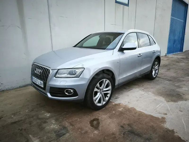 Usado Audi Q5 Ambition 177 CV (130 kW) 2014 Gris / plata SUV