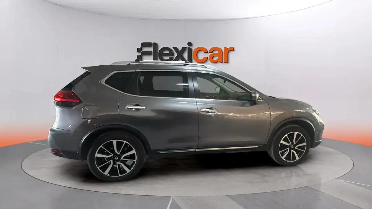 Usado Nissan X-Trail Tekna 160 CV (117 kW) 2020 Gris SUV