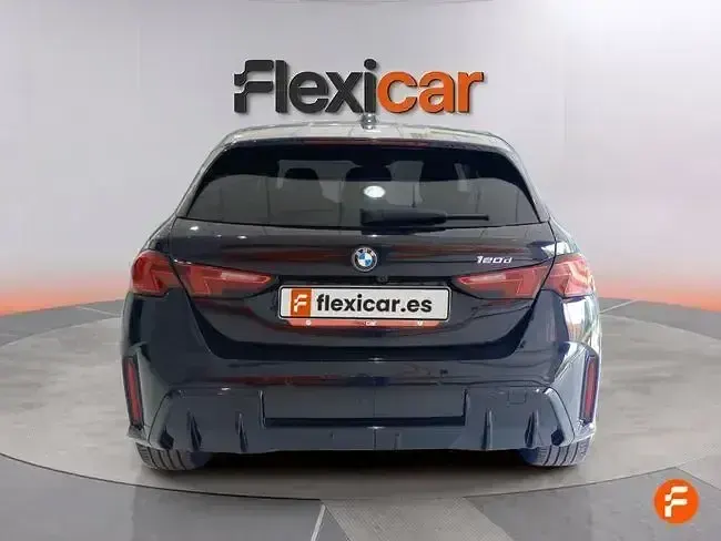 Usado BMW 120 163 CV (119 kW) 2025 Negro Utilitario