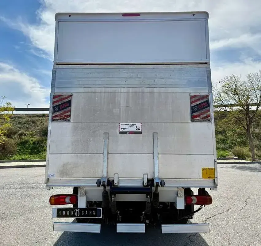 Usado Citroën Jumper 165 CV (121 kW) 2022 Blanco Monovolumen