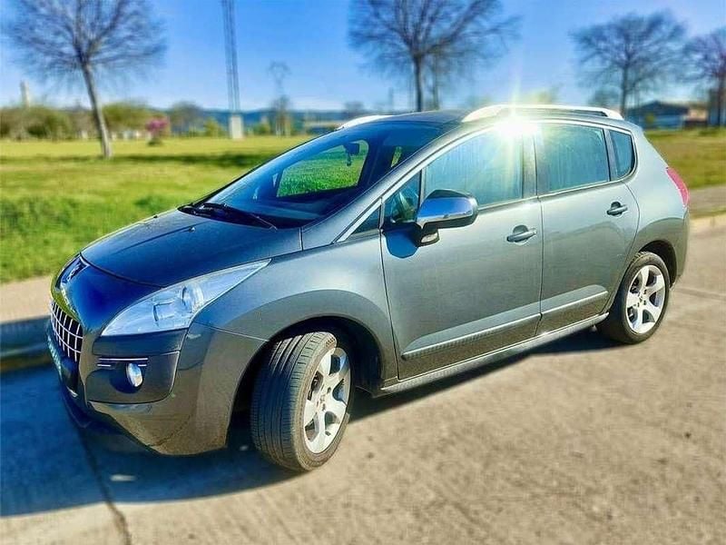 Usado Peugeot 3008 Premium 111 CV (81 kW) 2010 Gris Familiar