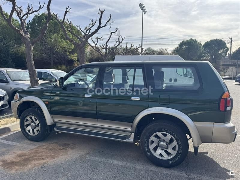 Verde Usado 2002 Mitsubishi Montero SUV | 6100 € - Imagen 1/4
