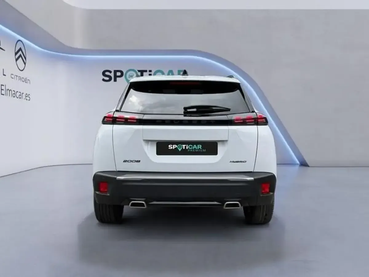 Usado Peugeot 2008 Allure 145 CV (106 kW) 2025 Blanco SUV